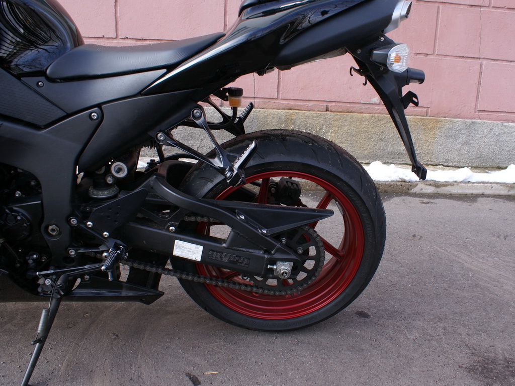 Купить мотоцикл Kawasaki ZX-6R 2008 фото 13